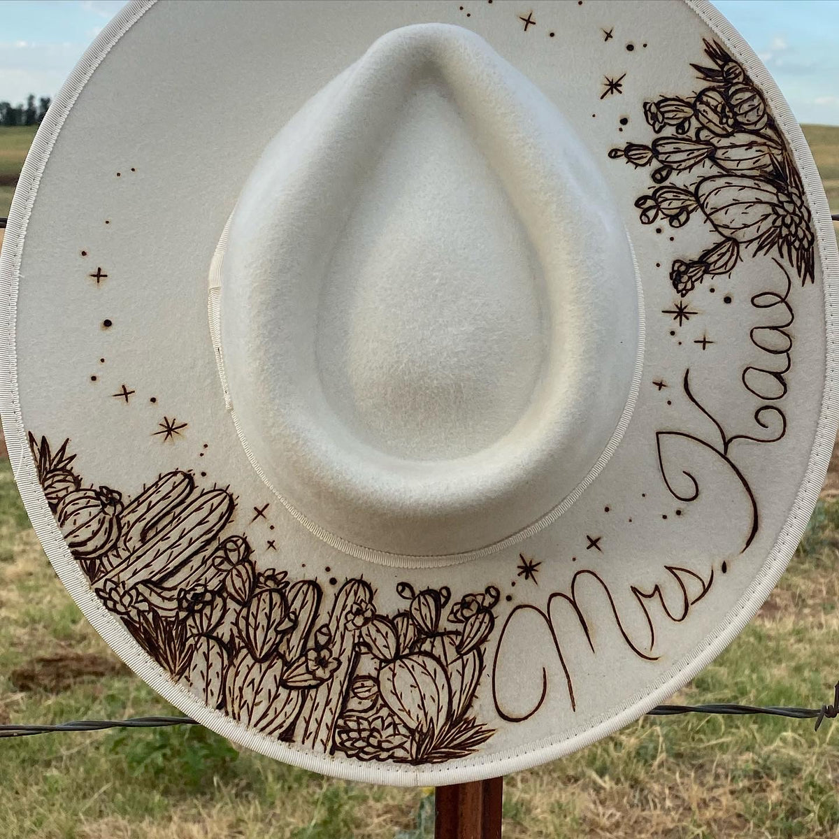 New Small Rockin C Hand Painted & Burned hat ROCKIN C by Cavenders 100 Australian Wool Brown Felt Western  main image 4